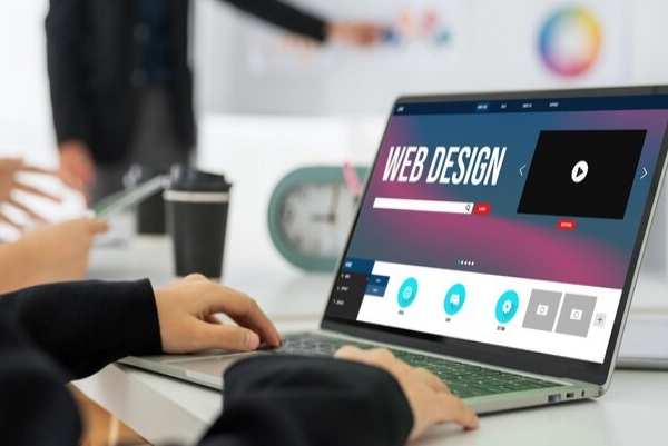 WEBTE City İzmir Bölgesinde Hizmet verenlerden Web Tasarım Teklifleri Al